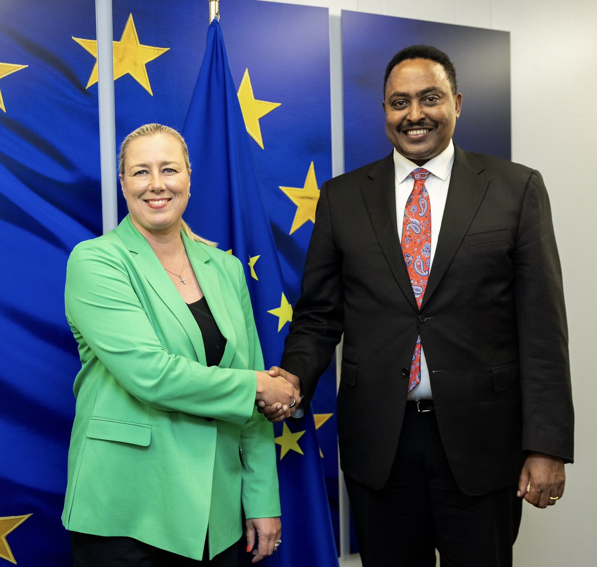 NuursViews's tweet photo. Executive secretary @DrWorkneh &amp; his delegation had high level engagements in #Brussels this afternoon with EU officials on existing areas of cooperation. These included meetings with H.E. @JuttaUrpilainen; Amb. @LaranjinhaEU1; Special Envoy @EUSR_Weber; &amp; IGAD ambassadors https://t.co/Fx4oxRv1Pn