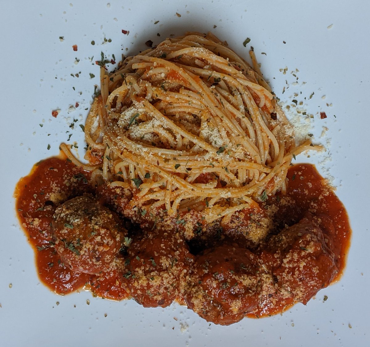 Spaghetti & Meatballs

#allkindsofrecipes #testkitchen #spaghettiandmeatballs #spaghetti #meatballs #pasta #marinarasauce