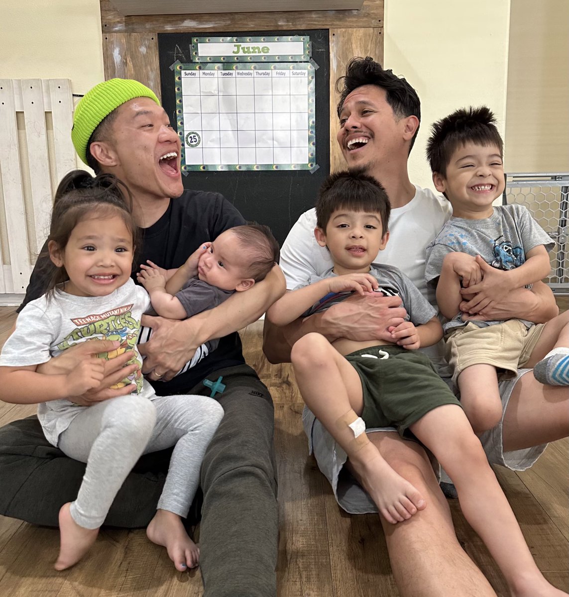 TimothyDeLaG's tweet photo. 2023 vs. 2021 🥹 vs. 2004 😂 https://t.co/0PWIiKXHEq
