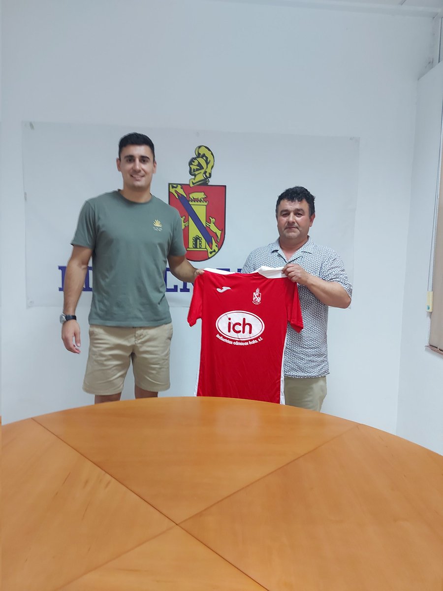 / RENOVACIÓN 🔴⚪ / 

PALACIOS 🛡⚔

El joven zaguero fue una pieza clave la pasada campaña en la zona defensiva. 

#VamosPalmar