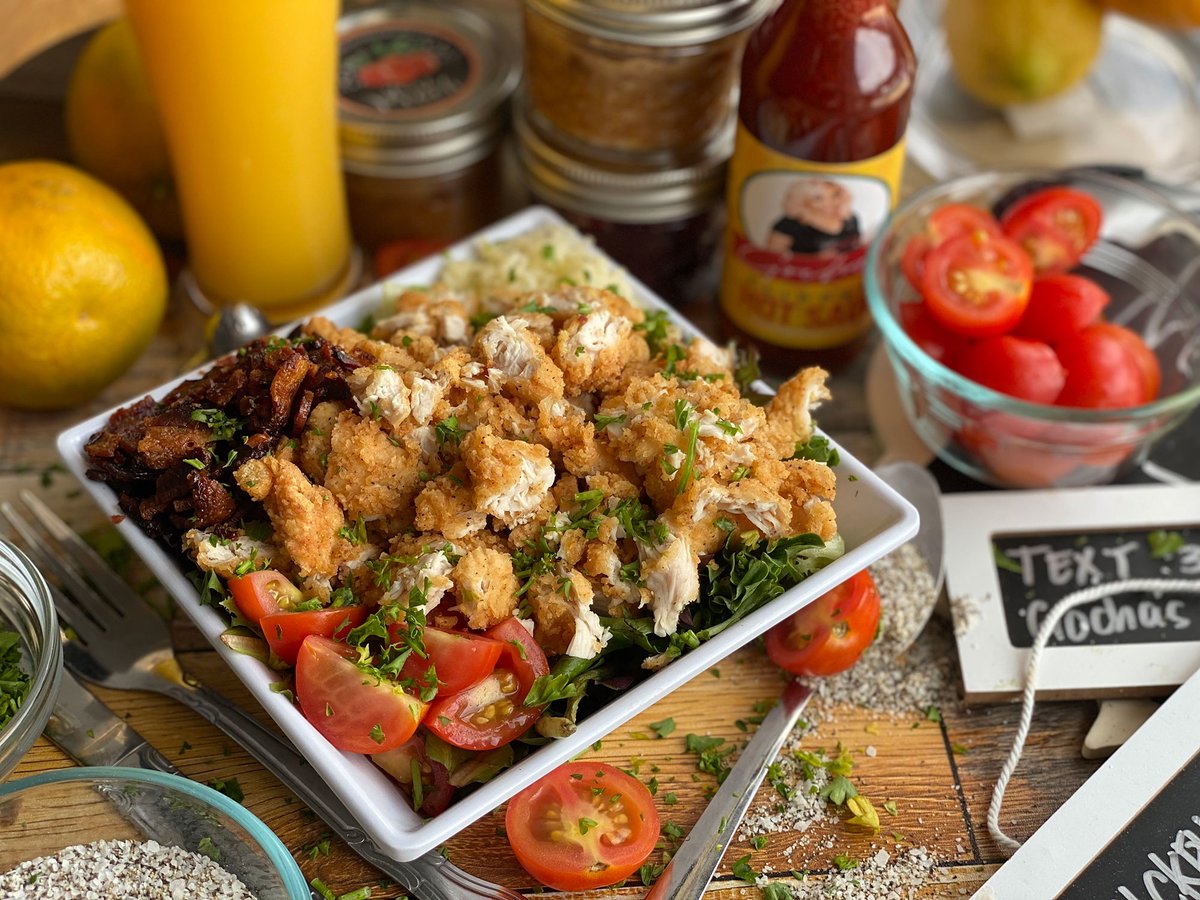 Who says being healthy means being hungry? Chicken BLT Salad