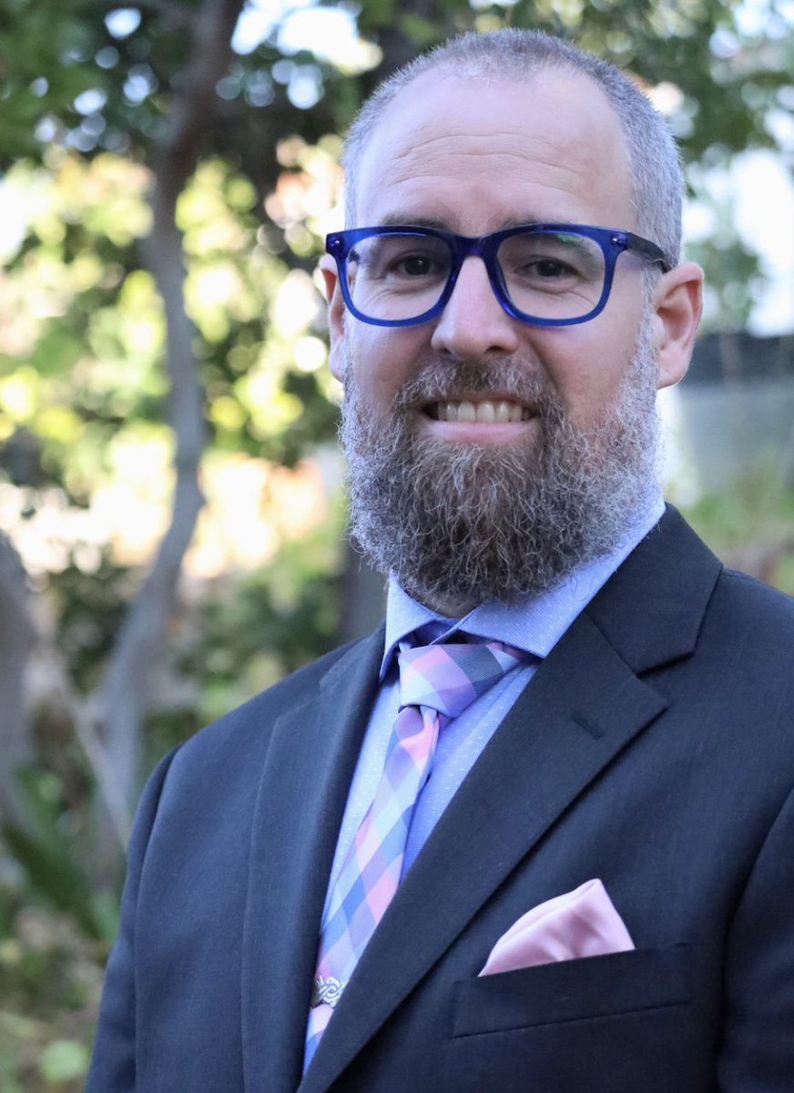 The @sdchools announced the appointment of several new area superintendents and executive directors, one of whom is a current PhD in Edu in Social Justice student.

Congratulations Gabriel Núñez-Soria!

Read more: hubs.la/Q01VQ5MX0