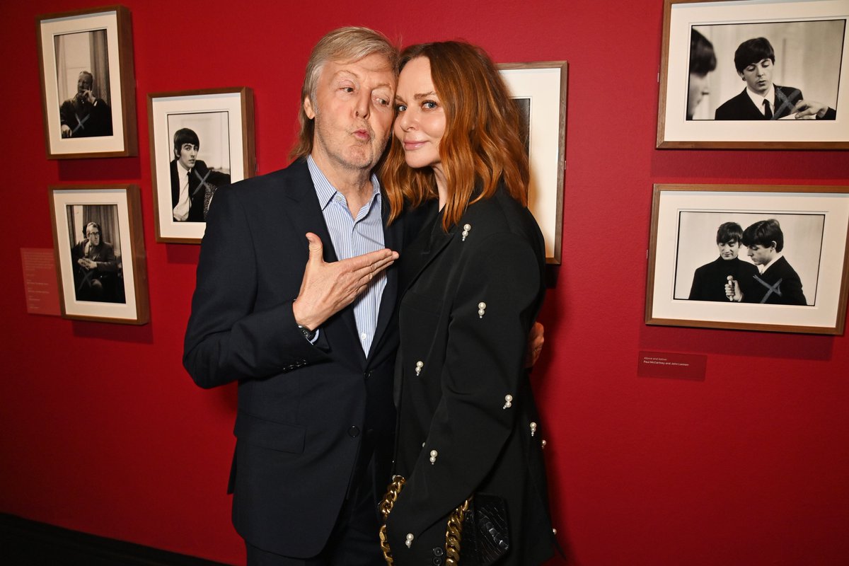 Last night, Paul hosted family and friends at <a href="/NPGLondon/">National Portrait Gallery</a> to celebrate the opening of his new exhibition 'Paul McCartney Photographs 1963-64: #EyesOfTheStorm' 📷

The exhibition opens tomorrow and runs until 1 October, 2023. Find out more and get tickets: npg.org.uk/paulmccartneye…
