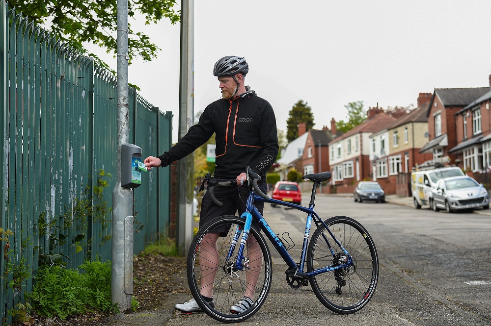 BTSBootle's tweet image. Commuting to work? Give cycling a go! Two thirds of all journeys are under 5 miles, making cycling a great option for your commute. 
✔️Reduce stress
✔️ Improves health
✔️ Avoid traffic
Use the @cyclinguk journey planner - cyclinguk.org/journey-planner
 @CRTNorthWest @southseftonssp