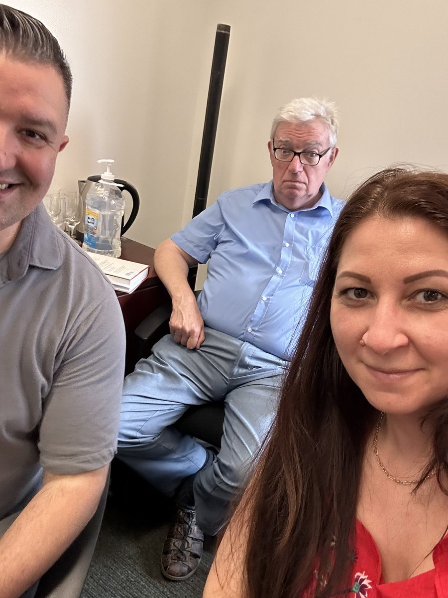 With Professor Thomas Acton at Roma Translation Summer Institute organised by @Concordia in Montreal. @MariaPalmai and @juicyvamosi from @KaskoSanLtd are grateful to @Concordia for the opportunity! My workshop this Thursday will be streamed online!