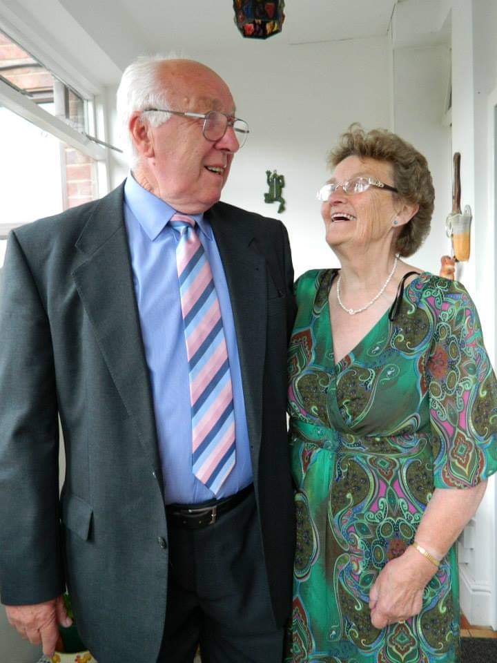 Happy 59th Wedding Anniversary to this beautiful couple, our mum dad @Baz384