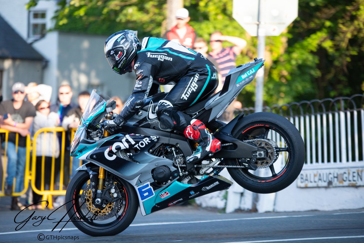 @M_Dunlop3 ballaugh nose first. TT2023 image GTHpicsnaps