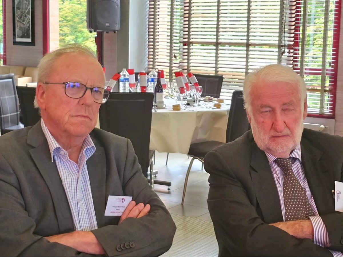 jfbenon's tweet image. #valdoise  / #iledefrance / #Mevo / #Ceevo95 : Participation ce mardi du CEEVO au Sablier du Mouvement des entreprises du Val-d'Oise (MEVO)-MEDEF avec Loïc Le Floch-Prigent, Industriel, Ancien Président de Rhône Poulenc, Elf Aquitaine, Gaz de France, SNCF mevo95.fr