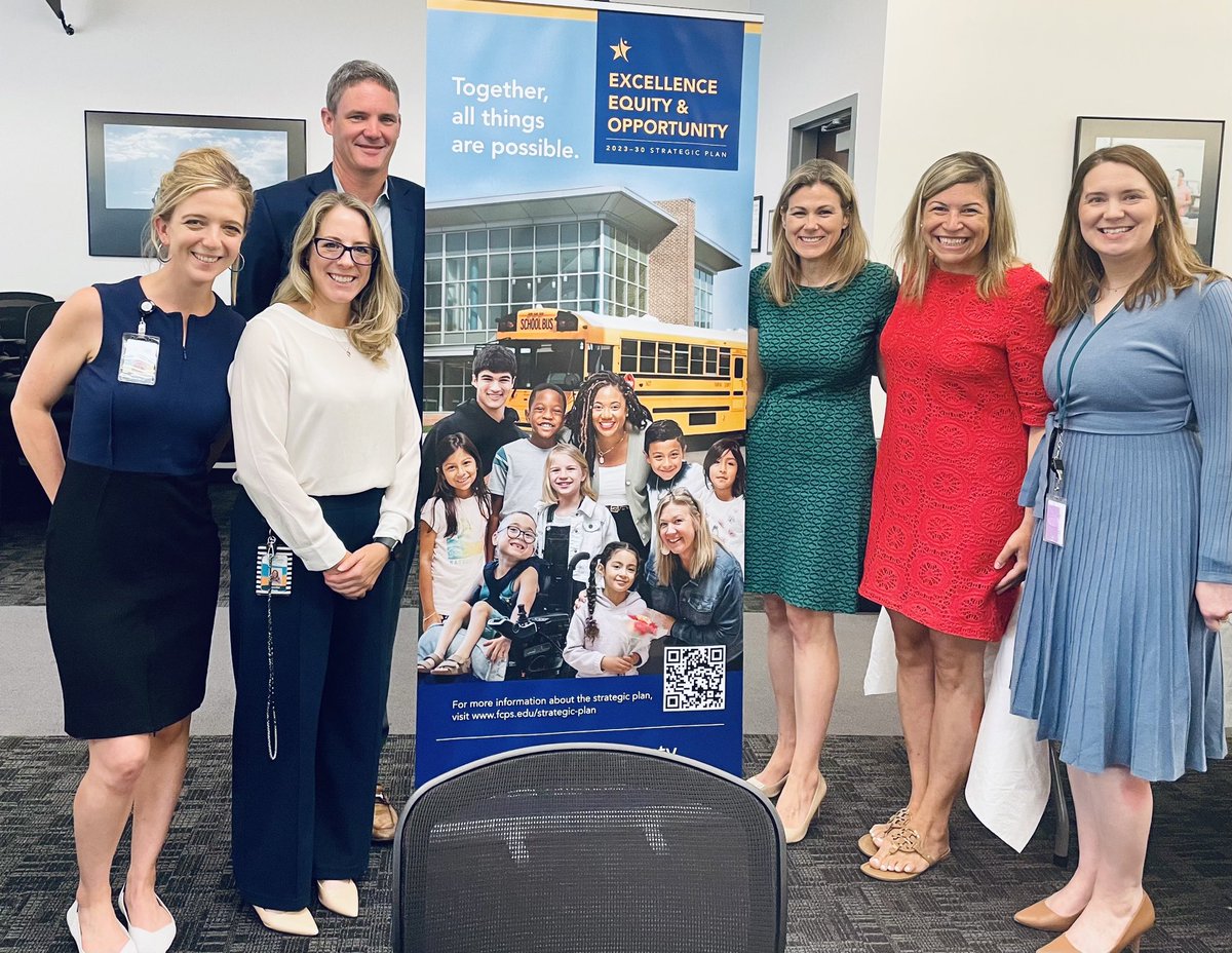 I’m so grateful to have worked alongside this amazing team for the last 9 months!!