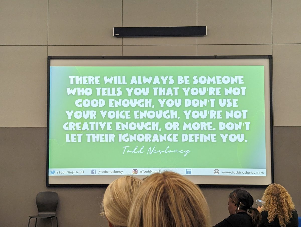 MischMindset's tweet image. Great way to kick off #AllSystemsGo at @ESCRegion11 with @TechNinjaTodd