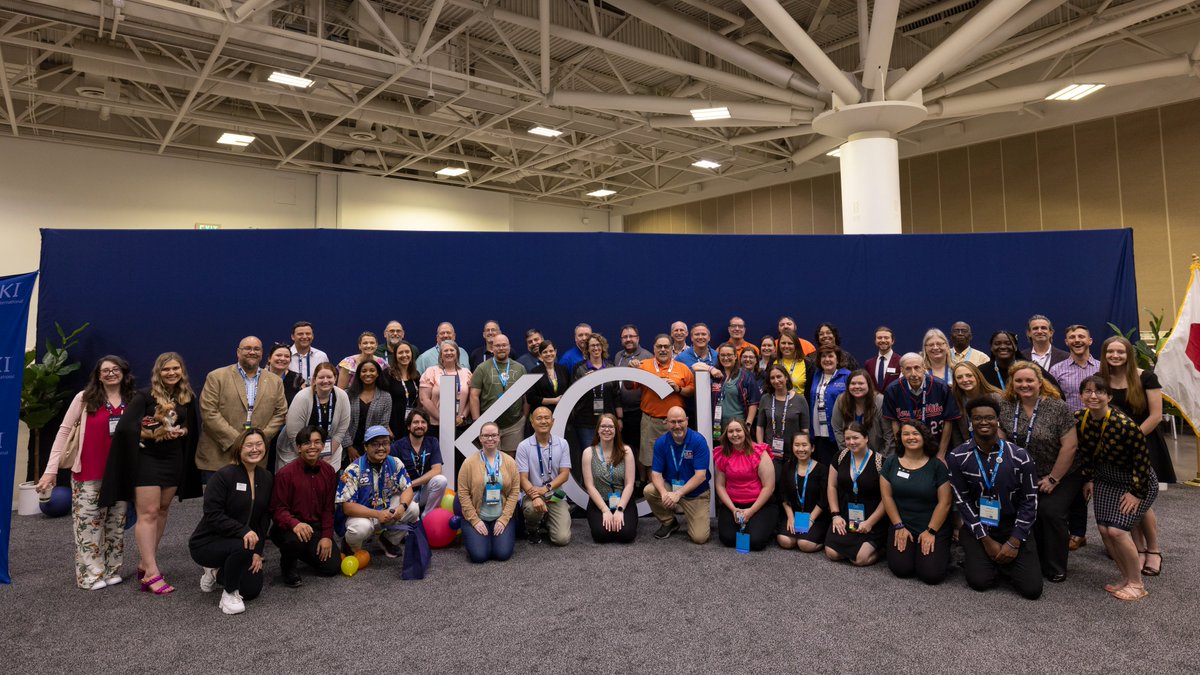 KeyClubAlumni's tweet image. At this year’s Kiwanis International convention, we had the opportunity to gather all our Key Club alums for a group photo! Be sure to join the alumni network to be notified of upcoming Key Club events. keyclubalumni.kiwanis.org