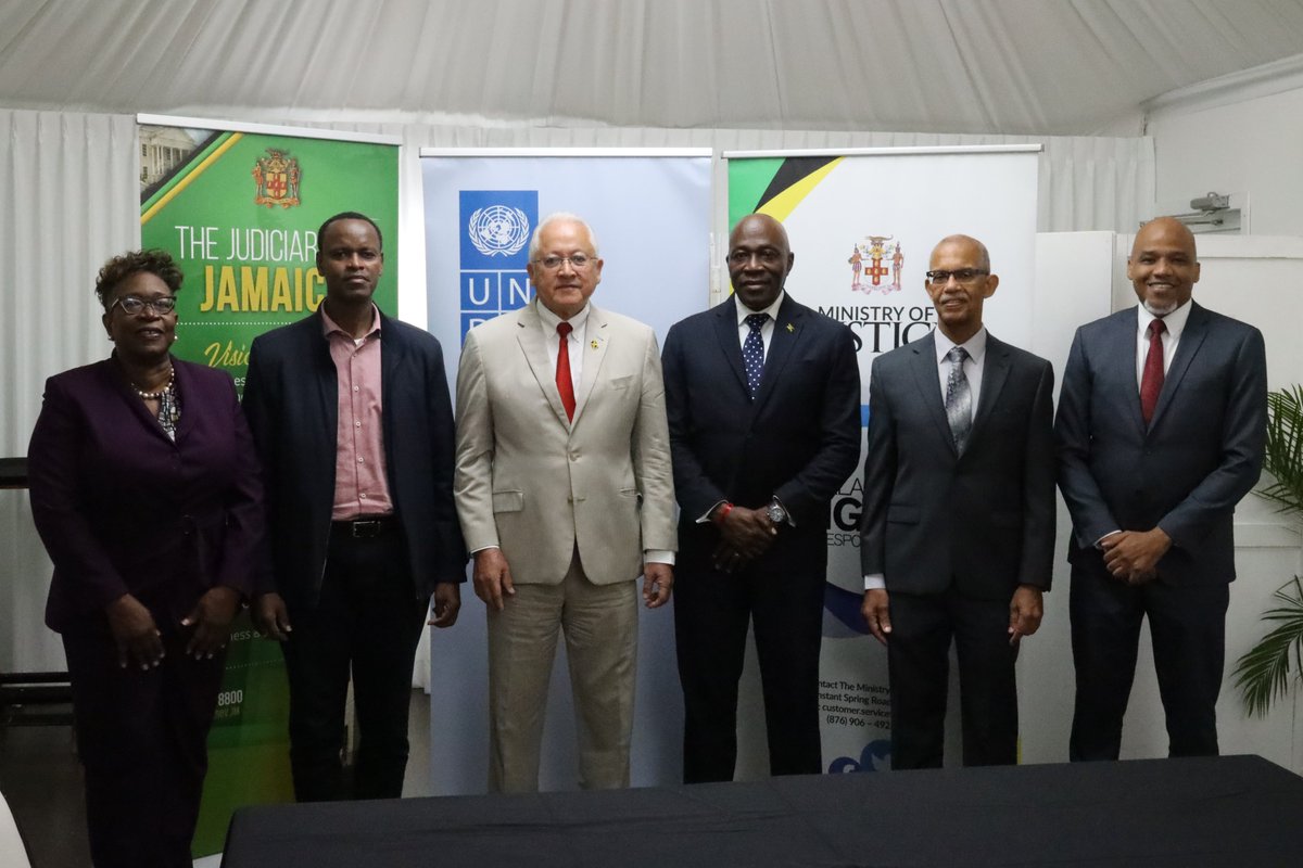 mojofficialjm's tweet image. #FirstClassJusticeSystem: Exchange Partnership
A delegation from #Rwanda now in Jamaica to conduct needs assessment for electronic case management system @jamjudiciary. 
@mojofficialjm @UNDPJamaica @CanadaDev @Rwanda_Justice  @UNDP_Rwanda @RIB_Rw  @Delroychuckjm @Bryansykesjm