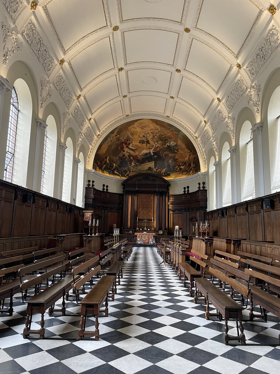 LizShanahan's tweet photo. Wonderful event as part of @ChelwestFT @WestMidHospital #ThirtyatThirty @cwpluscharity fundraising campaign to support the many great new initiatives we are focusing over the next few years. Held @EventsRHC an extraordinary location @LesleyWattsCEO https://t.co/WikOwAISDr