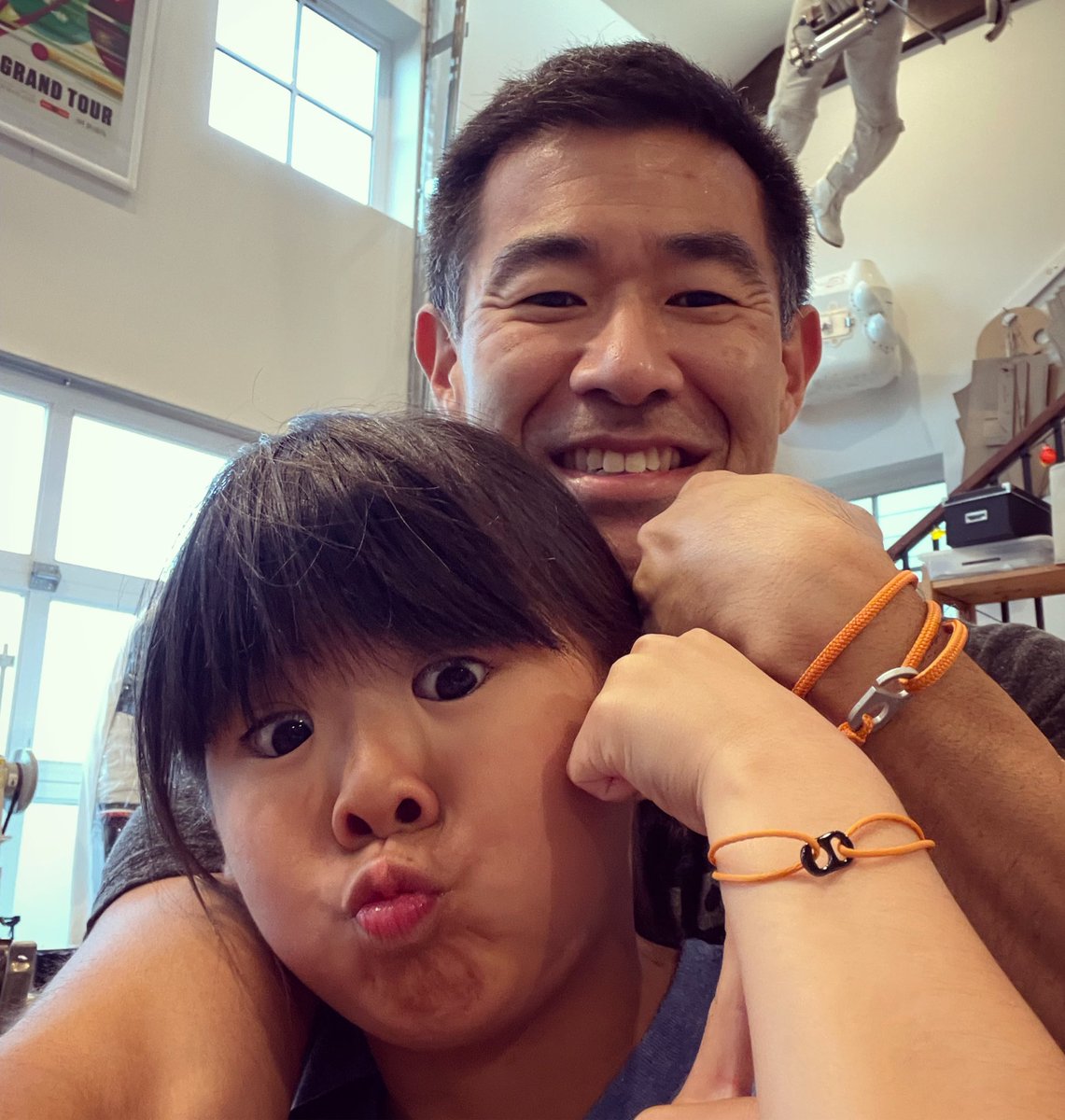 Proud to wear my #togetherband in support of STEAM access for our future generation of innovators (like Penny). Proceeds go to the We Build it Better and @spacefabworld foundations. @thetogetherband @Bottletoppers @TheGlobalGoals @UNFoundationGEC @Airbus #discoverthecosmos