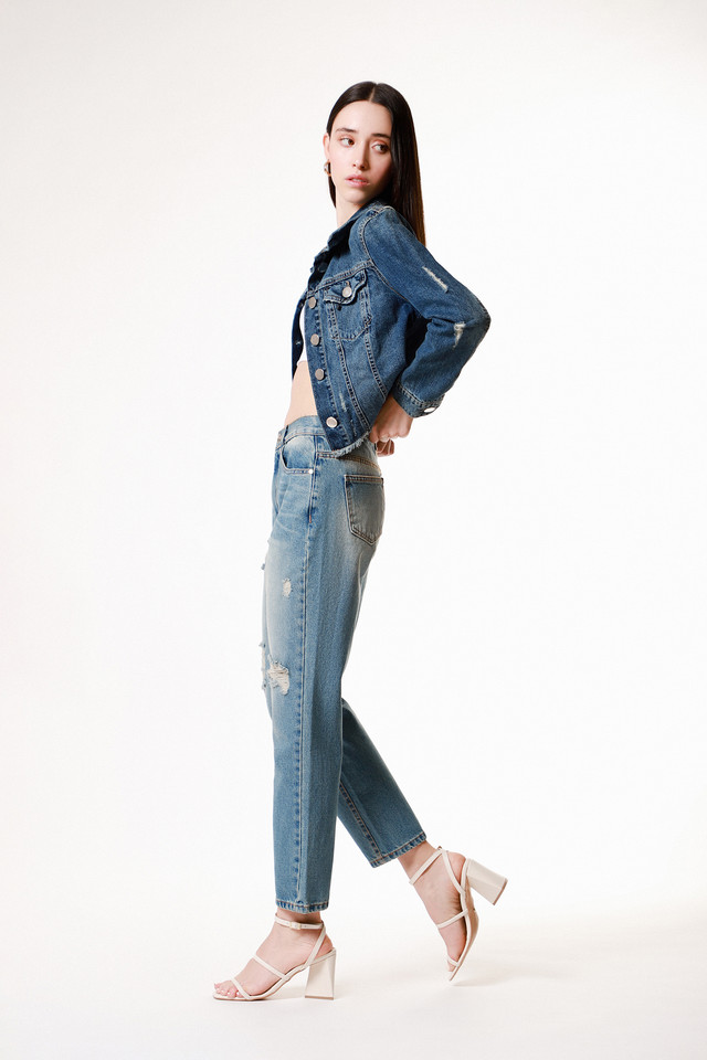 🔥DENIM DENIM🔥 Nuevos looks para el día a día, descúbrelo en nuestro sitio web aquí: bit.ly/DenimLOB
Aprovecha nuestras rebajas de hasta -50% de descuento🛒  bit.ly/RebajasLOB-