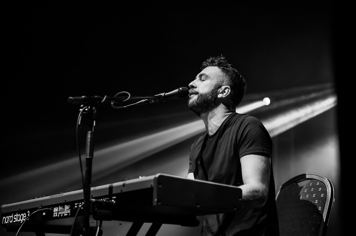 SitgesLive's tweet photo. GIG ANNOUNCEMENT
Thrilled to announce @JackORourkes in concert at #CreativeConnexions #Sitges23
Singer, songwriter, composer, performer
One of those mercurial artists whose musical imagination & personality made him an intriguing entity
@SitgesEnglish @IrishembMadrid @AjSitges https://t.co/xtIBB1ZfwX