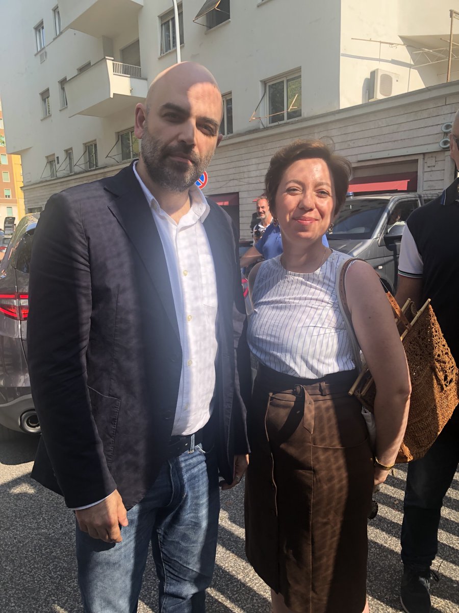 Earlier this afternoon, at the margins of the court hearing in Rome, standing in support of @robertosaviano #FreedomOfExpression #StopSLAPPs