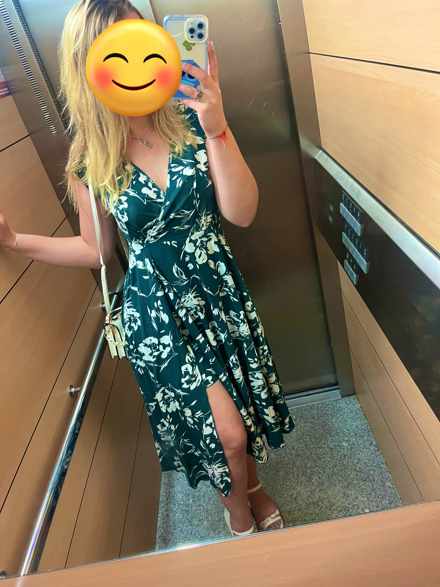 Blondie.♥ on Twitter: "Estamos en directo ya ♥️ https://t.co/jh9TQwz0nc https://t.co/pAWEjkTMtA