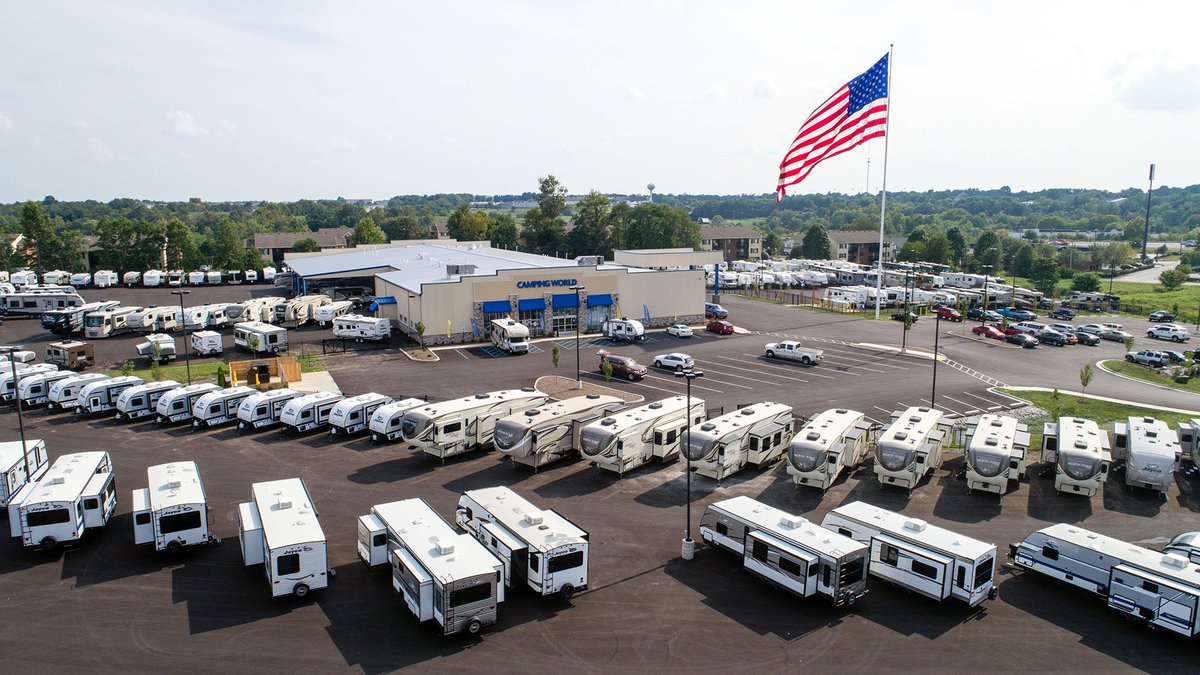 marcuslemonis's tweet image. Win a New RV from @CampingWorld …. Must Retweet using #CampingWorldSummer @CampingWorld I’ll pick one