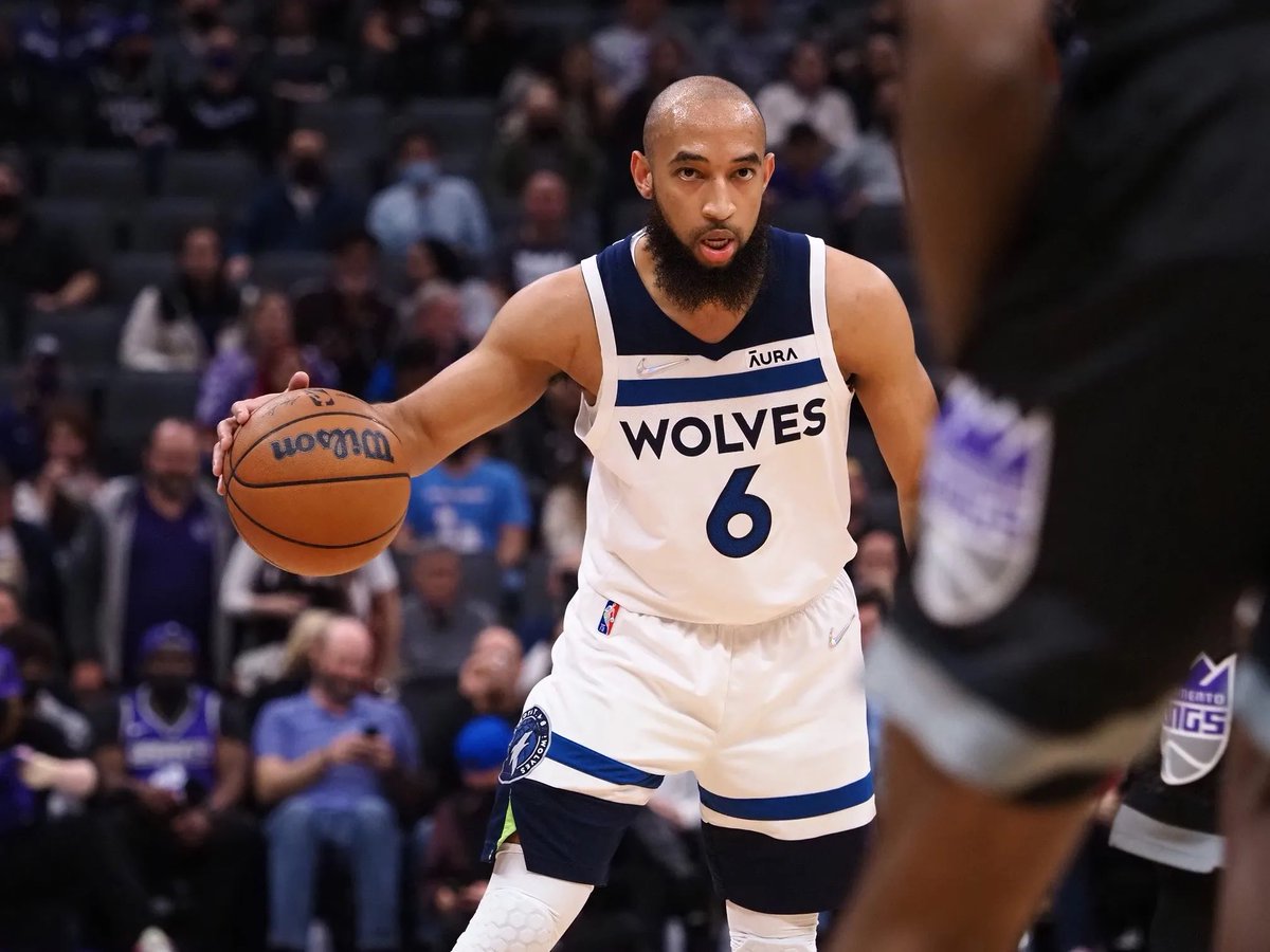 Wolves Lead tweet media