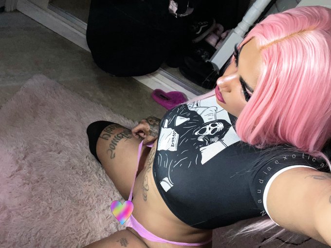 A little Naughty Never Killed Anybody 🩷💀🎀💖 #aesthetic #style #ts #trans #transgender #goth #emo #grunge<a href="/tag/aesthetic"class="tags">#aesthetic</a><a href="/tag/lgbt"class="tags"><span>#lgbt</span></a><a href="/tag/style"class="tags"><span>#style</span></a><a href="/tag/quotes"class="tags"><span>#quotes</span></a><a href="/tag/ink"class="tags"><span>#ink</span></a><a href="/tag/horror"class="tags"><span>#horror</span></a><a href="/tag/tattoos"class="tags"><span>#tattoos</span></a><a href="/tag/tatts"class="tags"><span>#tatts</span></a>