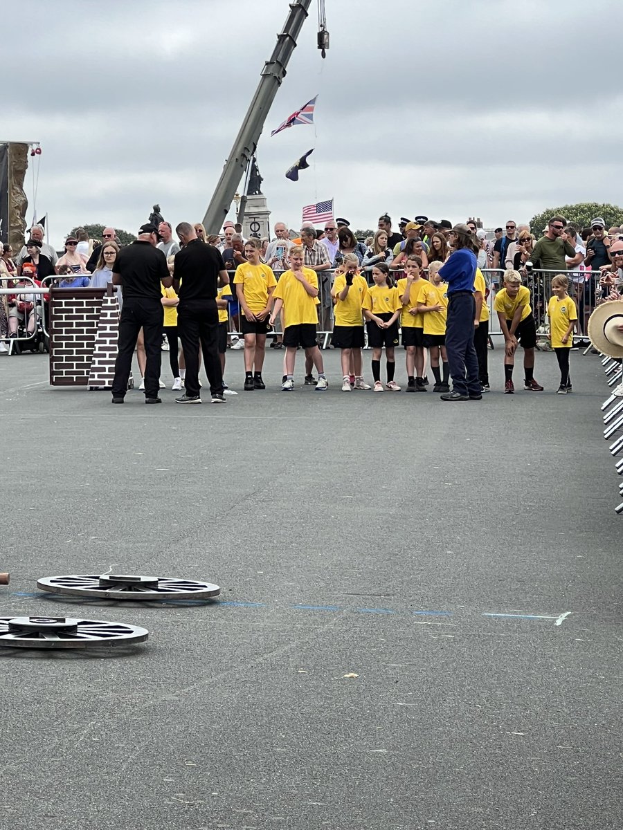 On Saturday, the children from Ernesettle Community School competed in the Junior Field Gun competition as part of #ArmedForcesDay in Plymouth. All of the children showed great skill, perseverance and team work! #ArmedForcesDay2023 #FieldGun
