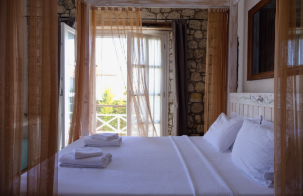 ProCleanWindows's tweet image. Did you know the air quality in your home can have a direct impact on your family’s health! That&apos;s right, you don&apos;t have to leave your home to get sick. Here&apos;s what you can do about it...
seattleprowindowcleaner.com/clean-indoor-a…