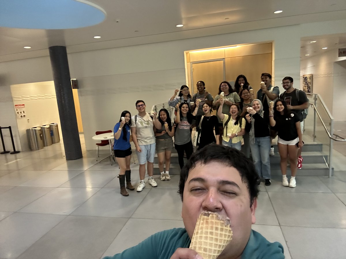AngelEsc182's tweet photo. This opportunity to support the next generation of brilliant migration scholars was the perfect way to close out my time here at @Cornell. Stay tuned, these young scholars are the future! Thanks, @CornellMig,  for all the support! https://t.co/073q7pMvpB