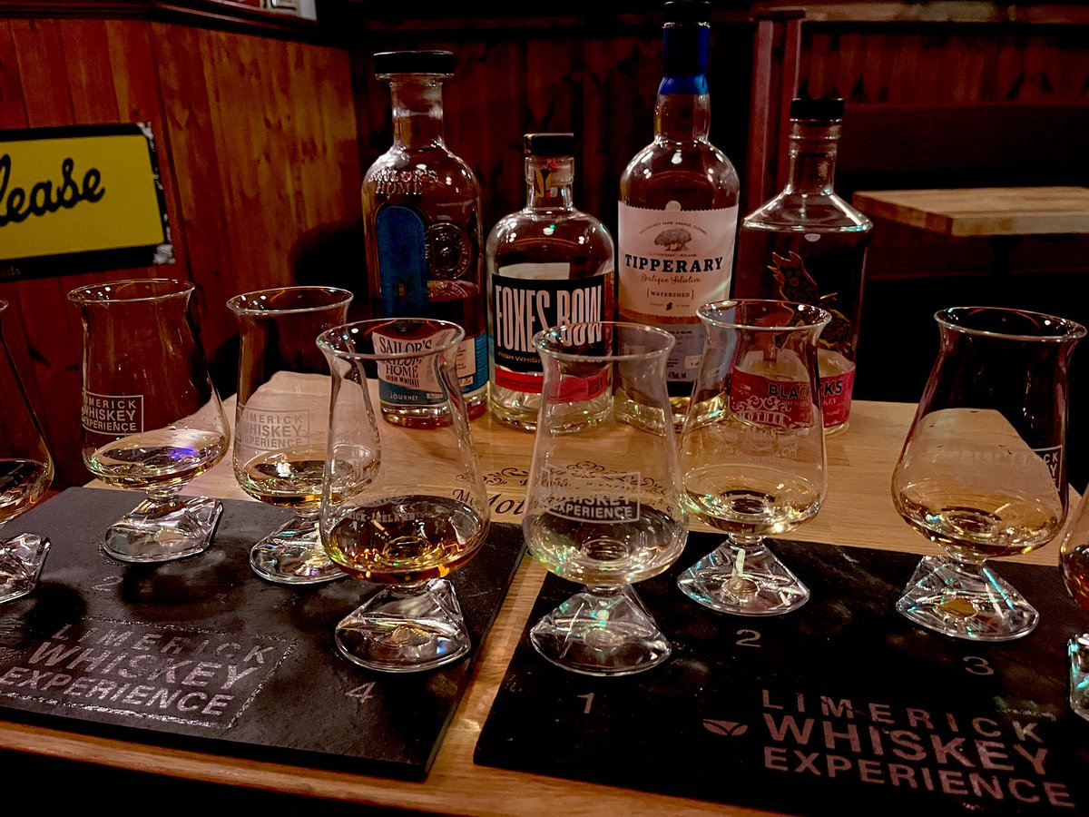 Delighted to welcome a group from <a href="/UL/">University Of Limerick</a> this evening for a bespoke tasting. 

#limerick #discoverlimerick