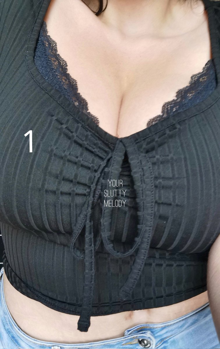 YurSluttyMelody's tweet photo. Helloooo guuuyyys !! 🙈🙈😈
I took selfies at work today ... Just for you 🤭😘😘
Which one do you choose ? 🔥🔥🥵🥵🤭🤭

#boobs #sexy #selfieatwork #sexy #piercing #naughty https://t.co/uyECZDRdPD