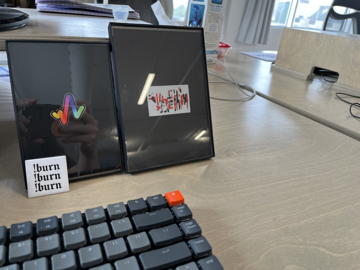 JBarbeau_Art's tweet photo. - 4x6 / 5x7 inches
- Mini prints
- Mini frames
- Signed
- Included with each mint
What say you?
** @artblocks_io and #gen2gan stickers for scale.
#genartclub https://t.co/OxzCSqiV4O
