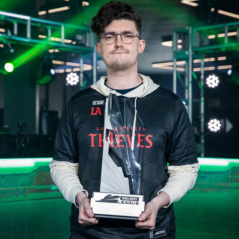 intelLAThieves's tweet photo. One of the best AR players of all Time.

From the entire 100 Thieves and LA Thieves fanbase, Thank You for everything @OctaneSam.

#LAThieves