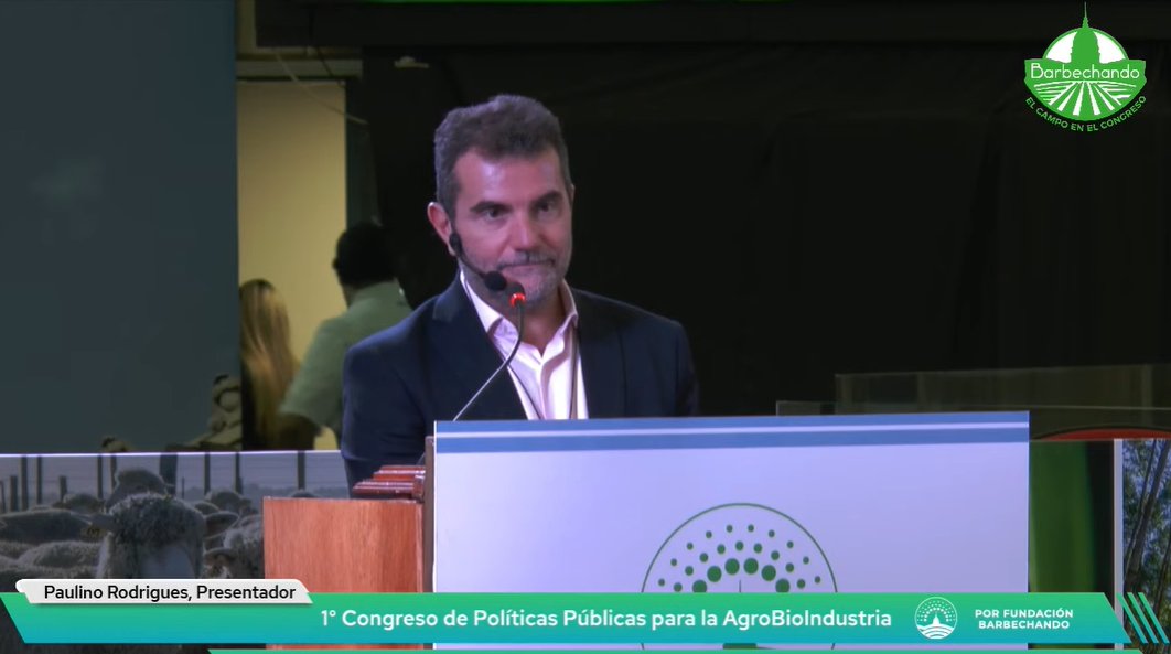FundacionFada's tweet photo. 🌱 ¡Mirá el 1° Congreso de Políticas Públicas para la Agrobioindustria! ✨ Organizado por nuestros amigos de @Barbechando.

Link al VIVO ➡️ https://t.co/0q4dwMxVdj https://t.co/nYhy5jrBpR