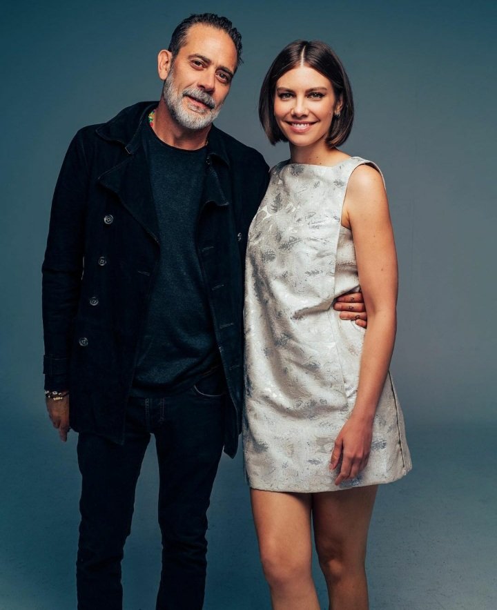 Wonderful photos, i love it 🤩

#JeffreyDeanMorgan 
#LaurenCohan