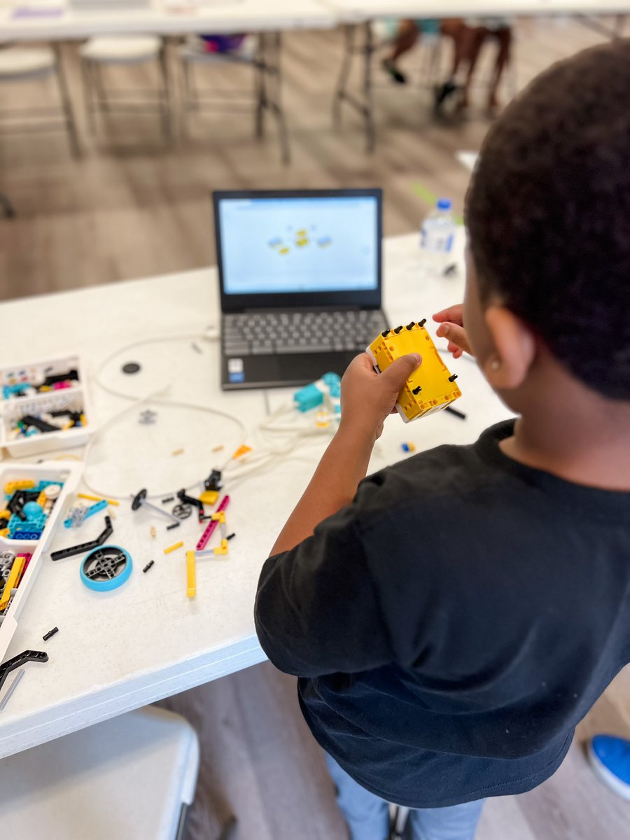 tweensandtech's tweet photo. Day 2οΈβ£ of our Camp is coming to a close & weβre learning so many valuable skills βοΈπ©π½βπ»π you would never know that some of these kids have never coded before π
#summercamp #tweensandtech #technologyrocks #codingforkids #kidstech #nckids #robotics #stemeducation #legoeducation https://t.co/LhocHkO0Ds