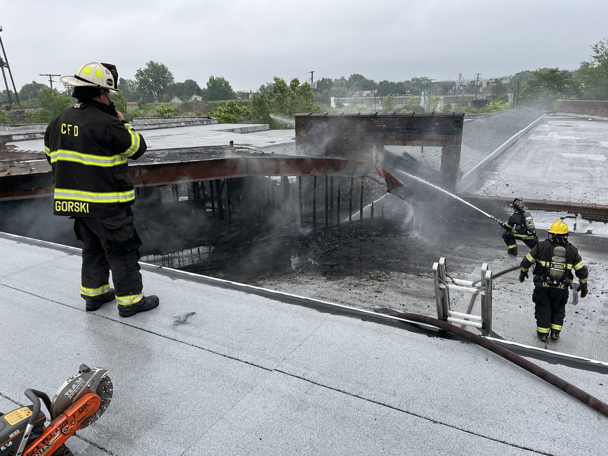 ClevelandFire on Twitter "CLEFIREONSCENE Furniture Warehouse Fire on