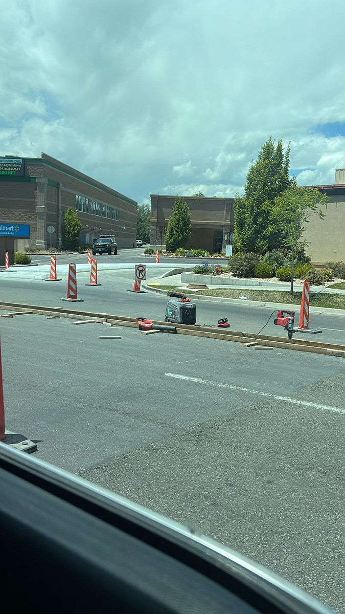 MatsonTanner's tweet photo. @provocity why the freak do you ruin travel in our city like this? Cougar Blvd is a complete mess and waste and now this?  It’s idiotic. Nothing about this is better. https://t.co/7SHAR3zVv8