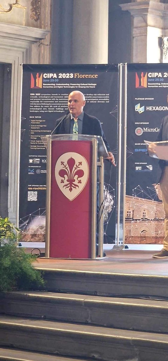 Congratulations to Prof. @mariosantana who has been named Honorary President of @CIPAHeritageDOC! He received the honour yesterday at the Palazzo Vecchio  in Florence, Italy for his contribution to the field of technologies in recording cultural heritage.