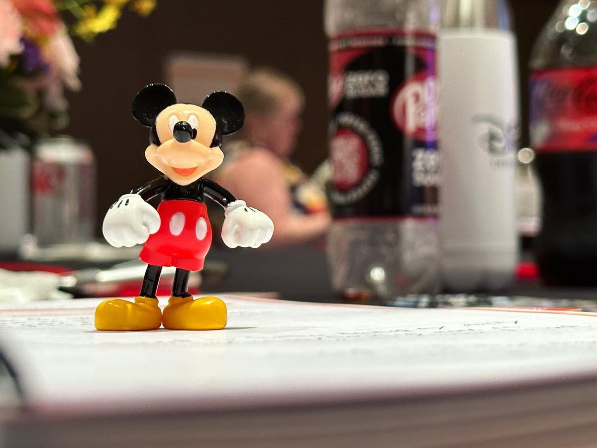 EstebanIsSteve's tweet photo. Excited to participate in Leadership Excellence Disney Institute and bring back TONS of resources for @dallascollegetx Learning &amp; Development team! #dallascollegeproud https://t.co/hKVUyXUiTk
