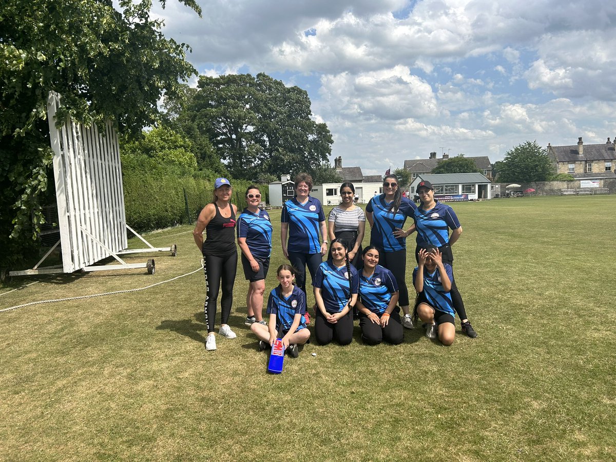 Q_Awakening1's tweet photo. Celebrating the women and girls cricket teams that I coach 💙🩵💙 @OldLeosCC @ALLcricketLeeds @wywomengirls #equityinsport #hergametoo 🙏🏽 https://t.co/xmtzknz4NH