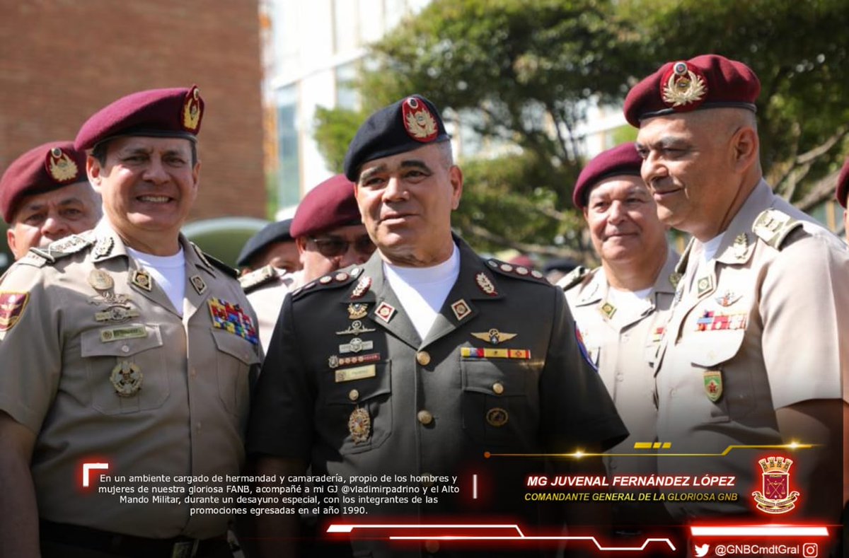 Mgtr. Juvenal Fernández López (@mgjuvenalfl) on Twitter photo En un ambiente cargado de hermandad y camaradería, propio de los hombres y mujeres de nuestra gloriosa FANB, acompañé a mi GJ <a href="/vladimirpadrino/">Vladimir Padrino L.</a> y el Alto Mando Militar, durante un desayuno especial, con los integrantes de las promociones egresadas en el año 1990. En un ambiente cargado de hermandad y camaradería, propio de los hombres y mujeres de nuestra gloriosa FANB, acompañé a mi GJ <a href="/vladimirpadrino/">Vladimir Padrino L.</a> y el Alto Mando Militar, durante un desayuno especial, con los integrantes de las promociones egresadas en el año 1990.
