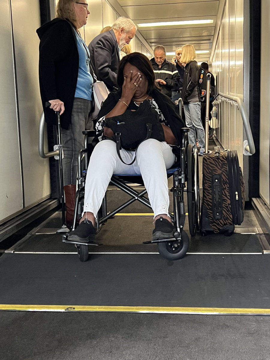 Dr. Mitchell Tepper (@doctort) on Twitter photo Everyone is waiting for me 🙄. There’s an aisle chair and a @delta employee and <a href="/HPNairport/">White Plains Airport</a> employee but a 3rd company handles isle chair boarding. <a href="/UnitedSpinal/">United Spinal</a> Everyone is waiting for me 🙄. There’s an aisle chair and a @delta employee and <a href="/HPNairport/">White Plains Airport</a> employee but a 3rd company handles isle chair boarding. <a href="/UnitedSpinal/">United Spinal</a>