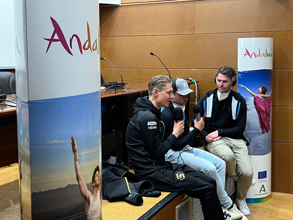 Een podcast over wielrennen, Arriere de la Course! (@overwielrennen) on Twitter photo NIEUWE PODCAST
aflevering 134:
DE TOUR!! Babbelen met <a href="/W1lcokelderman/">Wilco Kelderman</a>!
#wielerpodcast #wielrennen #podcast #cycling #luisteren #koers #koerspret
<a href="/MichielBeemster/">Michiel Beemster</a> <a href="/Wilco84/">Wilco Kenter</a> <a href="/nl_peterkoning/">Peter Koning - Koersprêt</a>
podcastoverwielrennen.nl NIEUWE PODCAST
aflevering 134:
DE TOUR!! Babbelen met <a href="/W1lcokelderman/">Wilco Kelderman</a>!
#wielerpodcast #wielrennen #podcast #cycling #luisteren #koers #koerspret
<a href="/MichielBeemster/">Michiel Beemster</a> <a href="/Wilco84/">Wilco Kenter</a> <a href="/nl_peterkoning/">Peter Koning - Koersprêt</a>
podcastoverwielrennen.nl