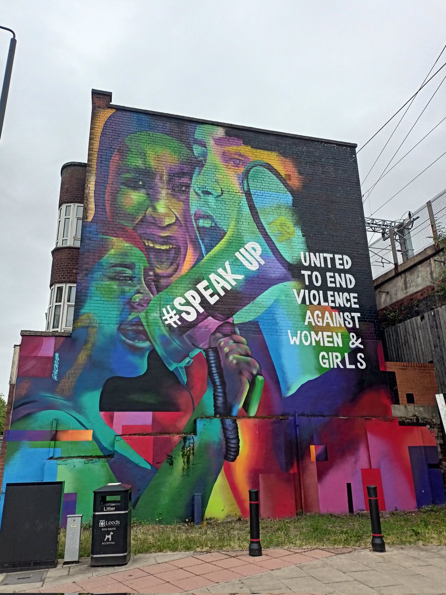 Gary__Bingham's tweet photo. Good to be on-site once again, taking in the new sights on the journey, learning of #Dedalus's roadmap & products! 👣🧑🏻💻🏥☕🎨🦢 #Leeds #NHS #PAS #Art #Leeds2023 #tuesdayvibe https://t.co/zSA1uEY1uF