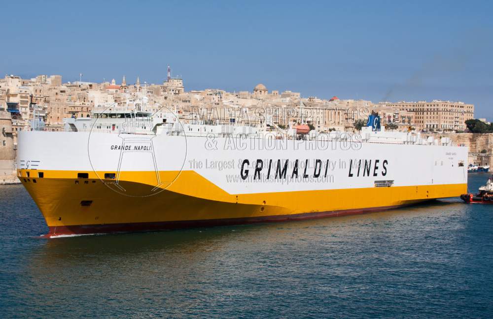 #GrimaldiLines #vehiclecarrier #GRANDE_NAPOLI #entering #grandharbourmalta - 02.10.2010 - maltashipphotos.com - NO PHOTOS can be used or manipulated without our permission