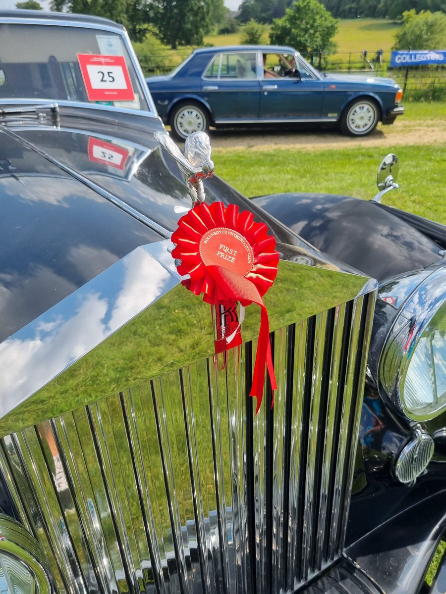 Well we had a great time at the RREC annual rally this weekend, the weather was super and of course we managed yet another first place in the concourse with this very fine 1958 Rolls-Royce Silver Wraith Touring Limousine by H J Mulliner.