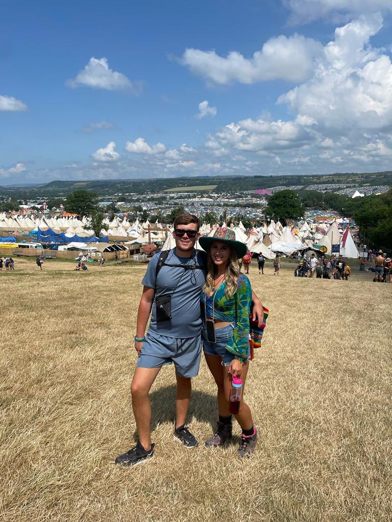 Jayhowardlfc's tweet photo. Best place in the world done nothing but laugh at weekend Untill next year Glastonbury ❤️🤟🏻 https://t.co/pRgaGWPwbQ