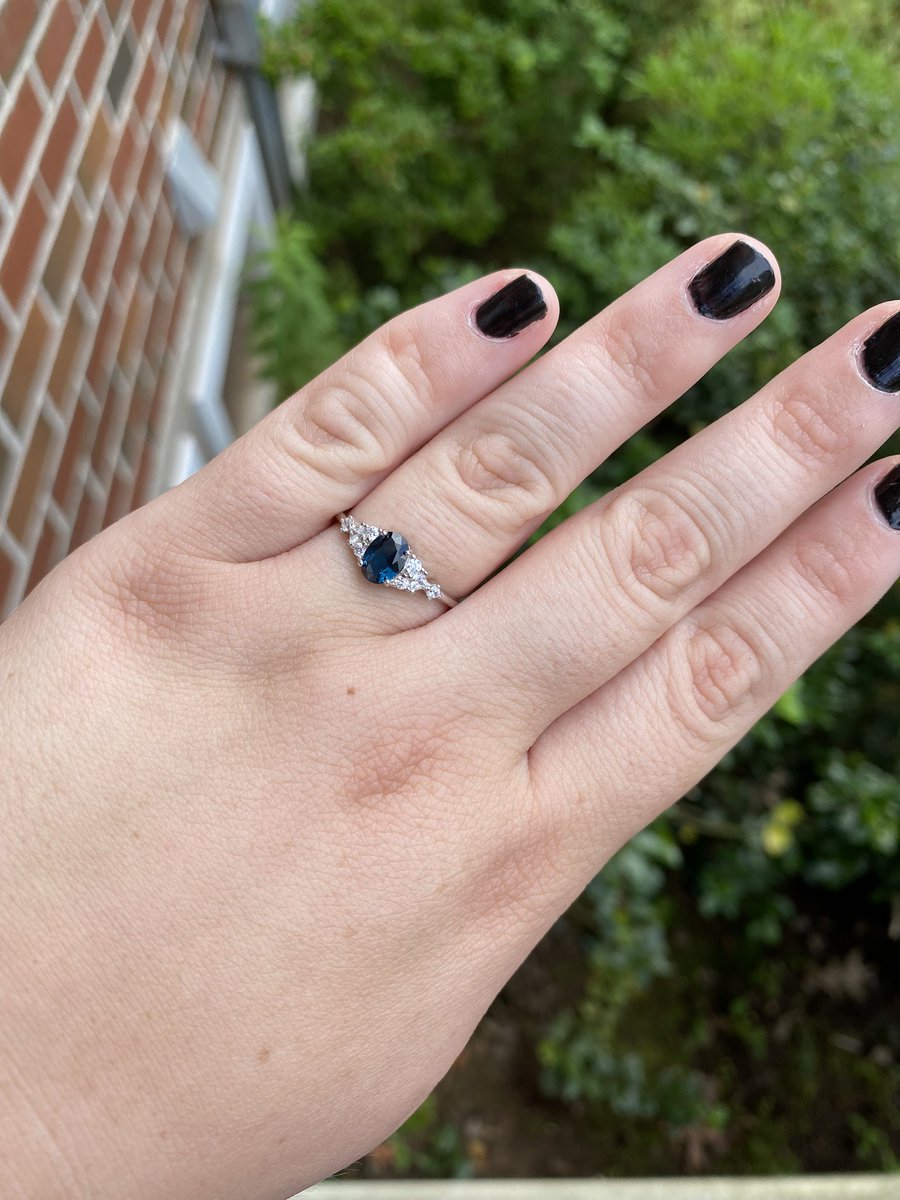 vitalsoundsasmr's tweet photo. I’m engaged!!! https://t.co/dPqvg1If2C