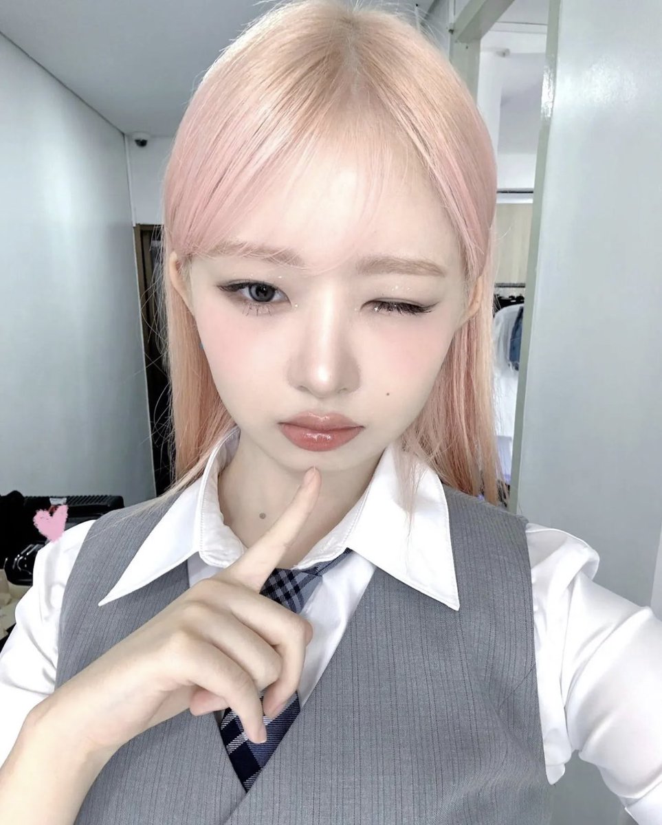 timeless_updt's tweet photo. 🐷 AKARI  ⎯  [INSTA UPDATE] ఇ 
  ㅤㅤㅤㅤㅤㅤㅤㅤ⤷ #UVGRAM 

Da semana passada~ https://t.co/NcyrkgunO1