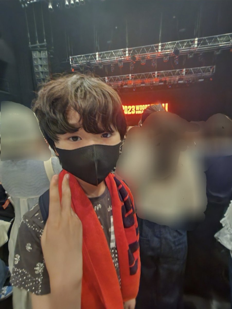 on-twitter-i-was-so-happy-to-see-woodz-s-concert-yesterday